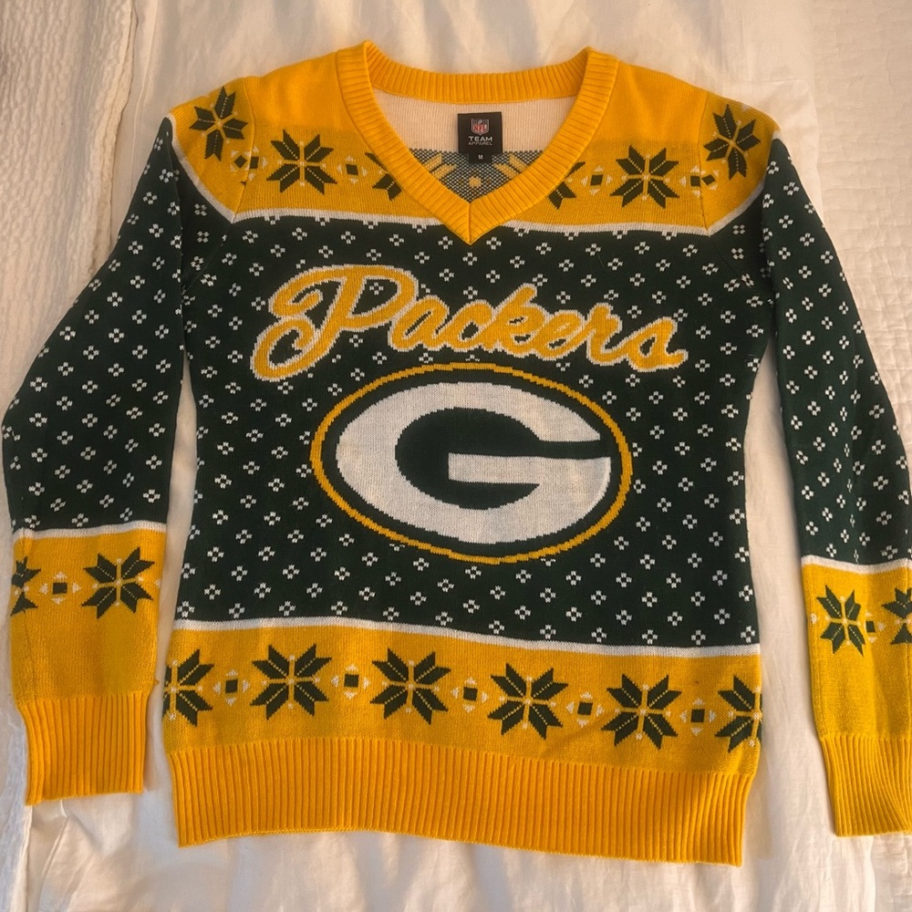Green Bay Packers | Holiday/Winter/Christmas Football Sweater | NFL Apparel